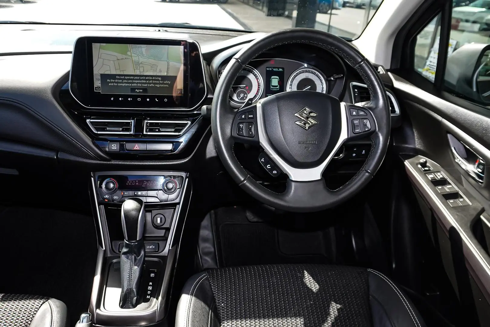 2023 Suzuki S-Cross Gallery Image 10