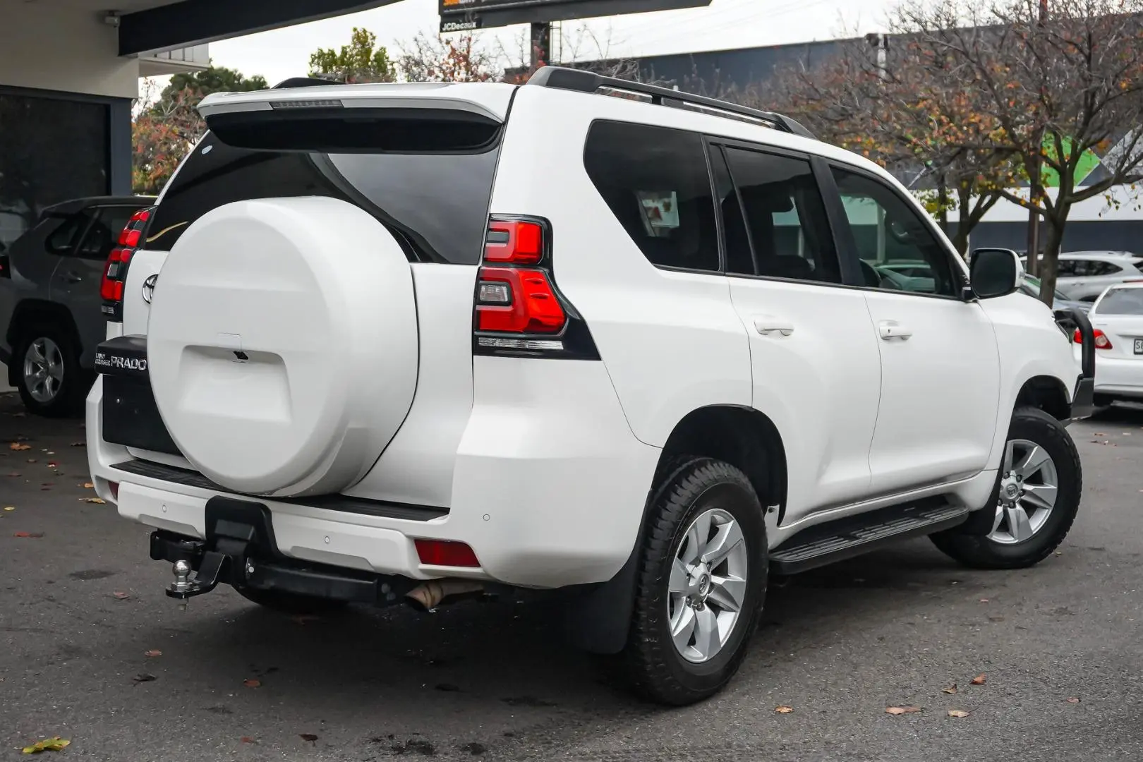 2021 Toyota Landcruiser Prado Gallery Image 3
