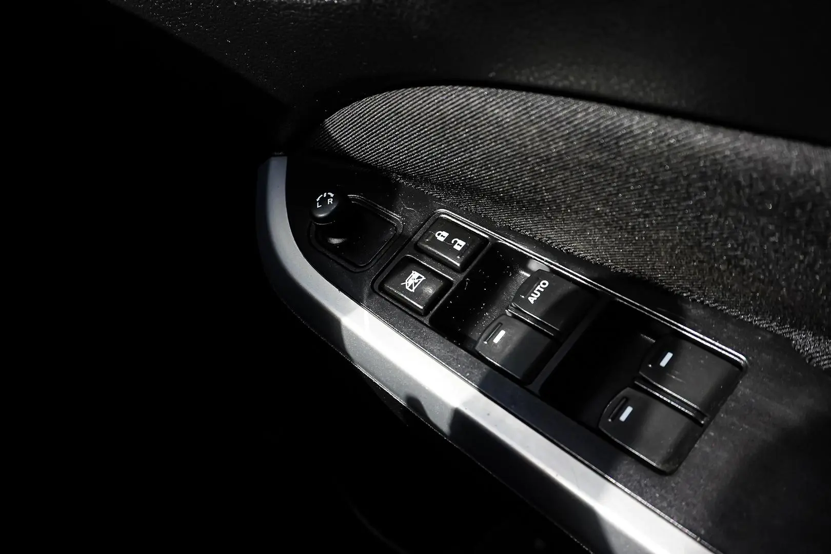 2016 Suzuki Vitara Gallery Image 21