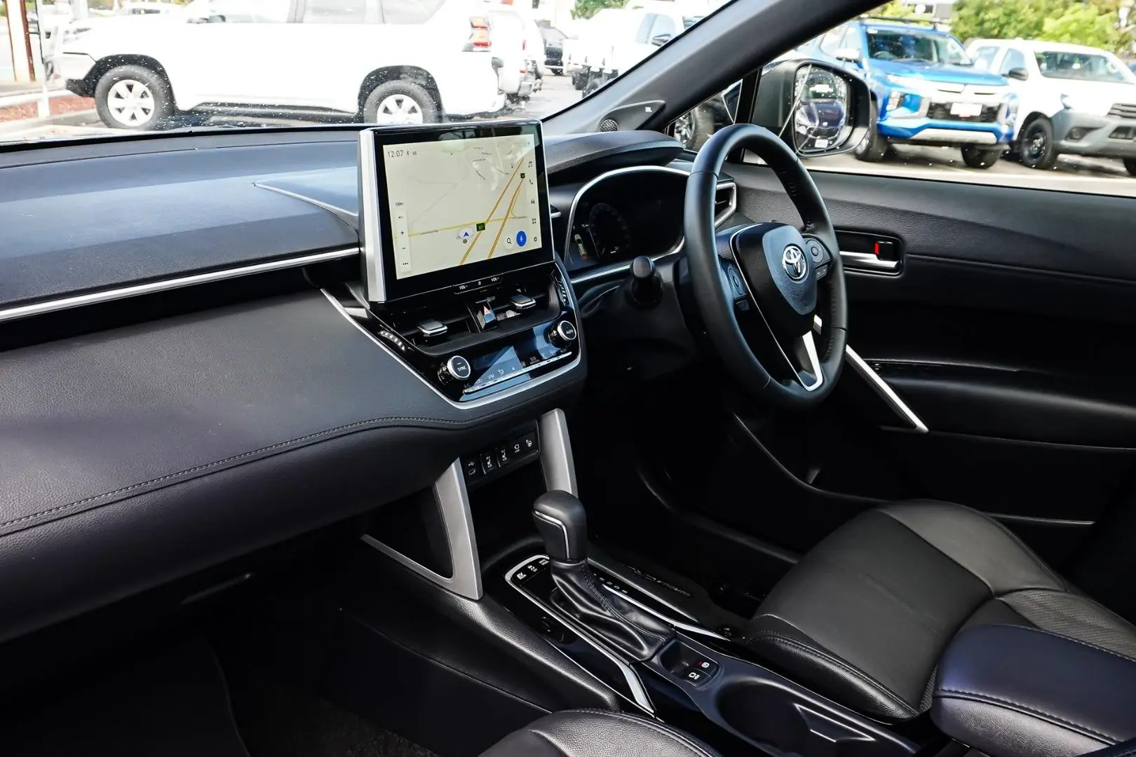 2024 Toyota Corolla Cross Gallery Image 12