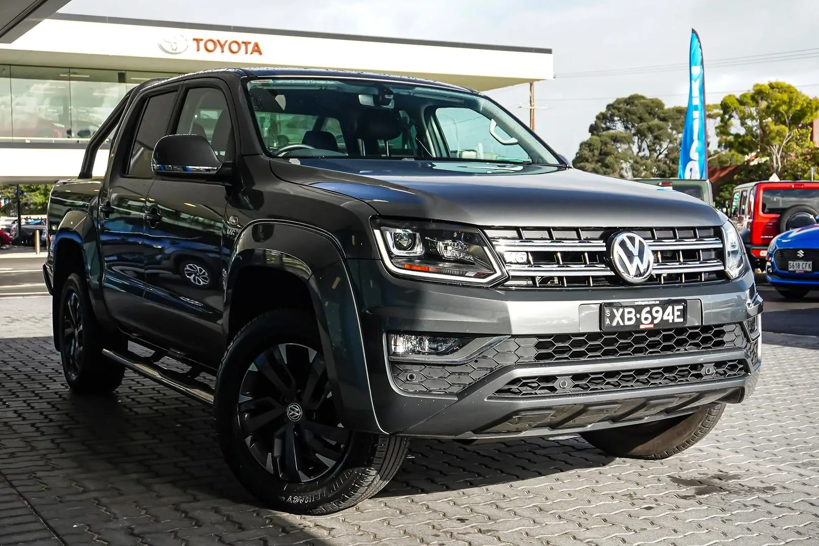 2020 Volkswagen Amarok Gallery Image 2