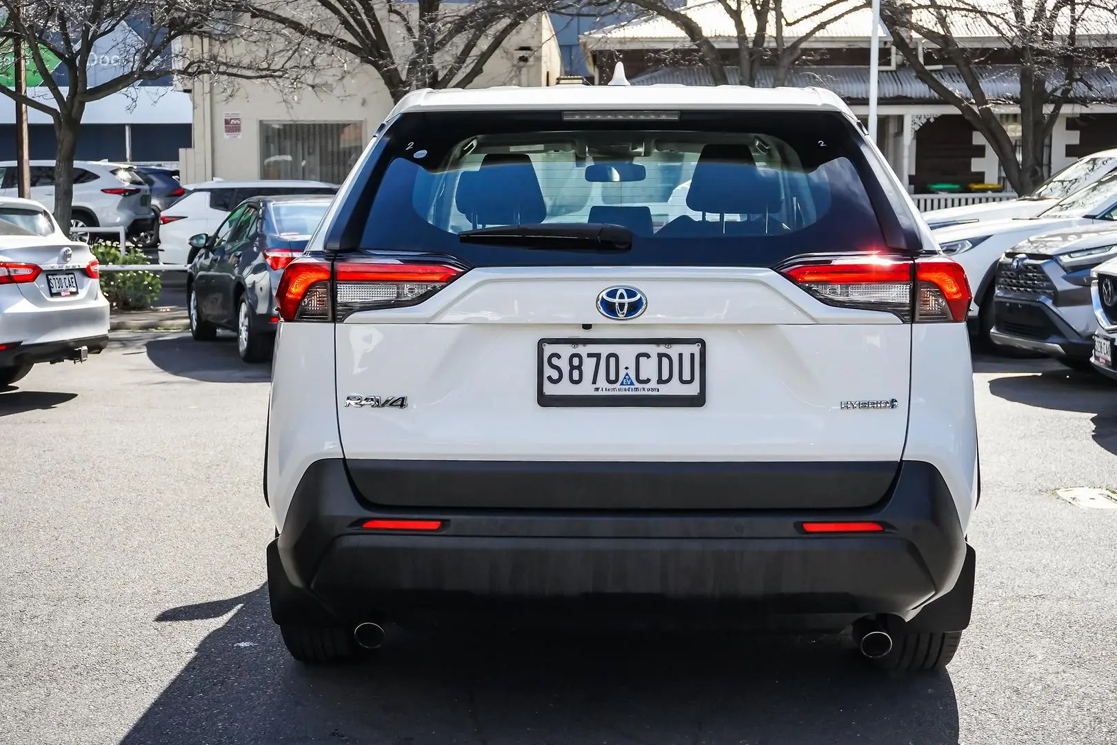 2020 Toyota RAV4 Gallery Image 6