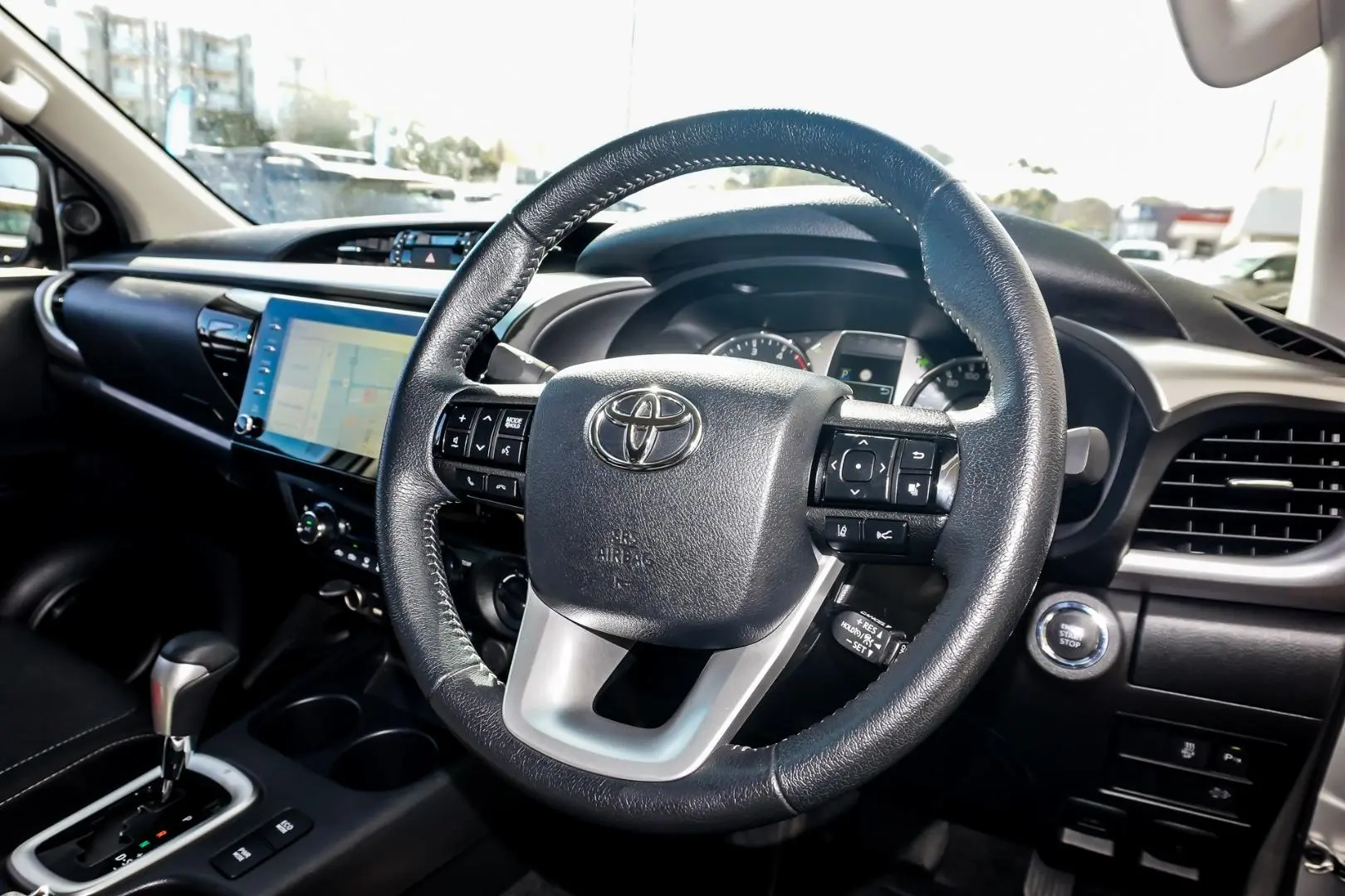 2021 Toyota Hilux Gallery Image 7