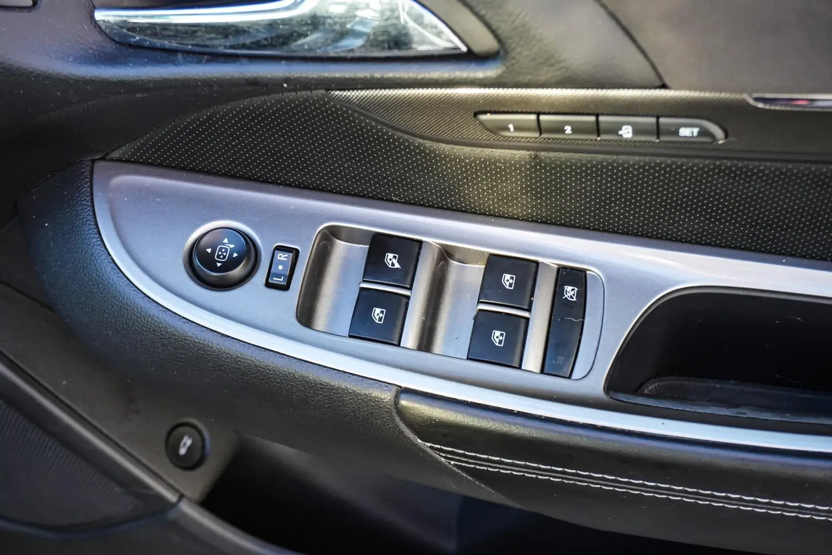 2017 Holden Calais Gallery Image 18