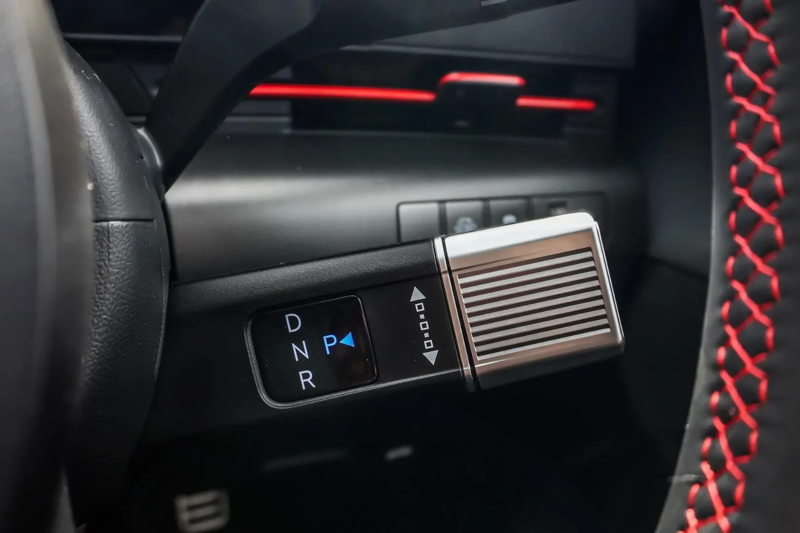 2025 Hyundai Kona Gallery Image 19