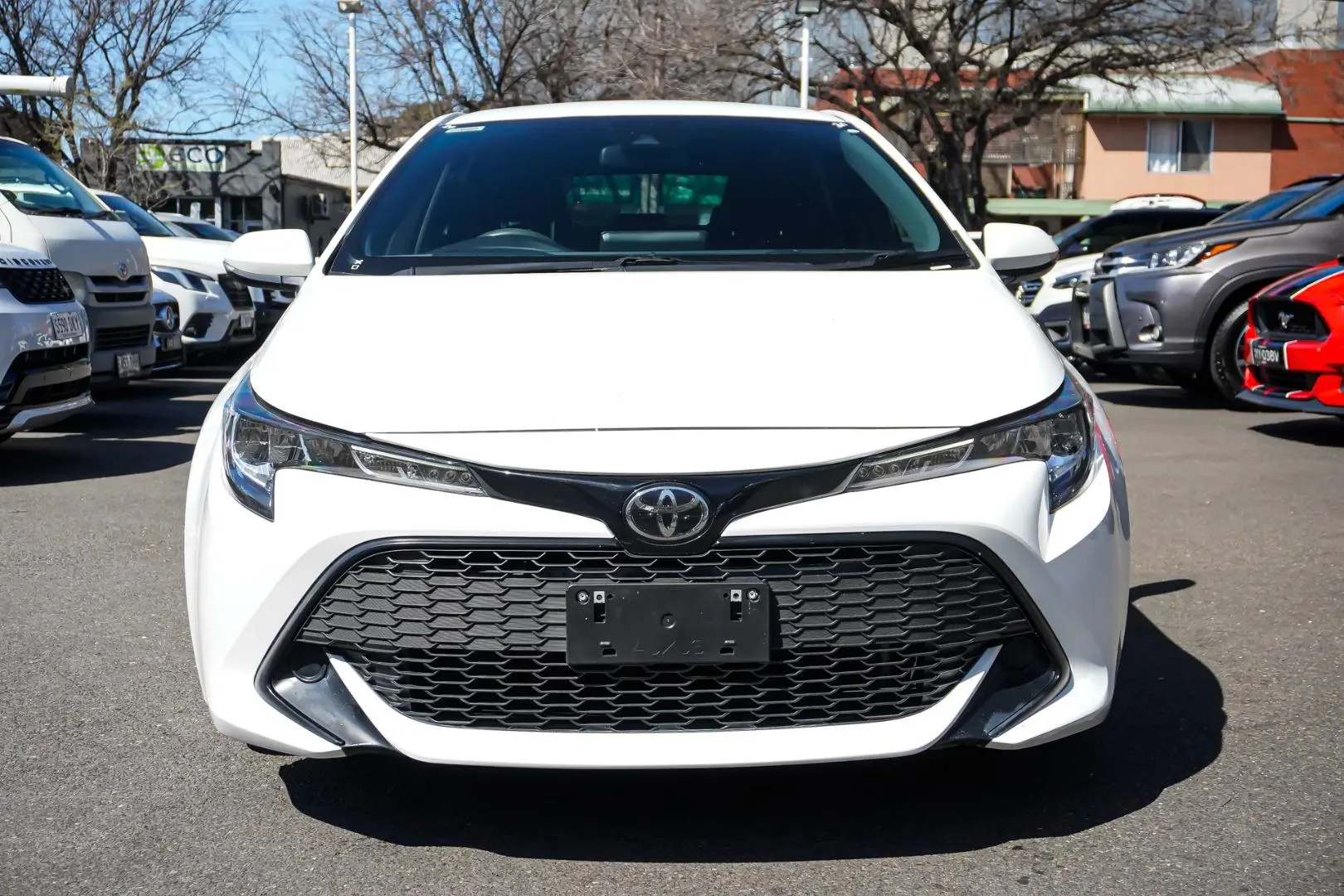 2018 Toyota Corolla Gallery Image 5