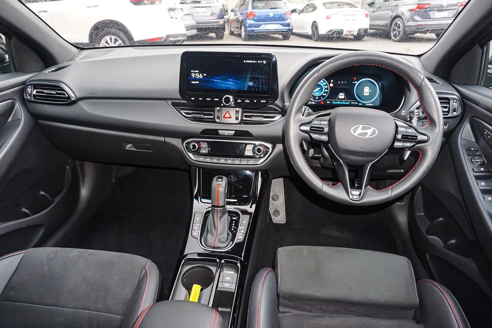 2024 Hyundai i30 Gallery Image 9