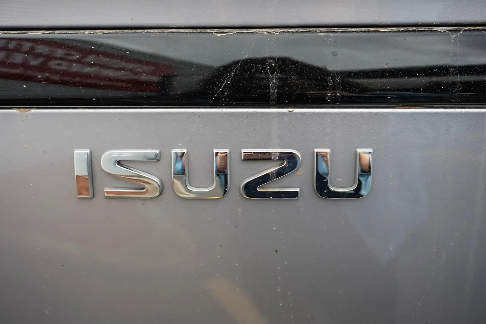2025 Isuzu MU-X Gallery Image 12