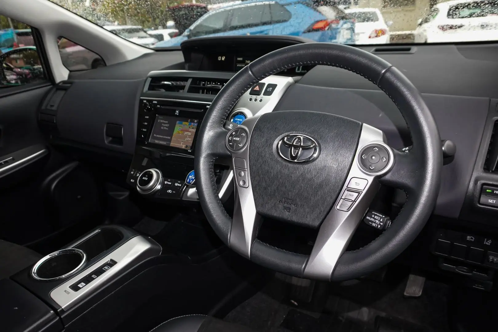 2019 Toyota Prius V Gallery Image 6