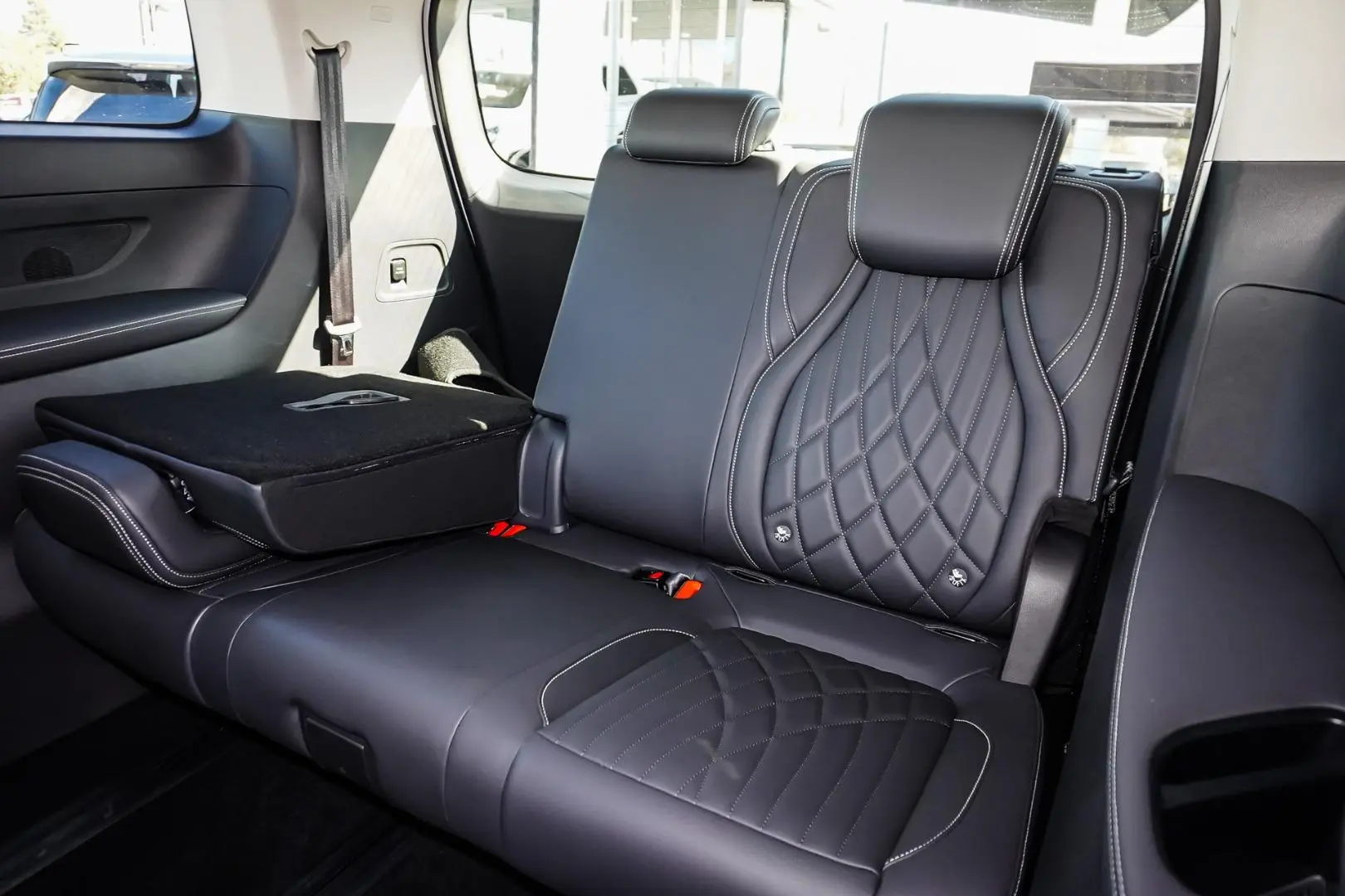 2023 LDV MIFA Gallery Image 14