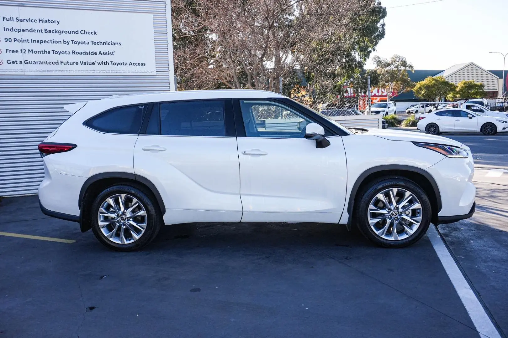 2021 Toyota Kluger Gallery Image 4