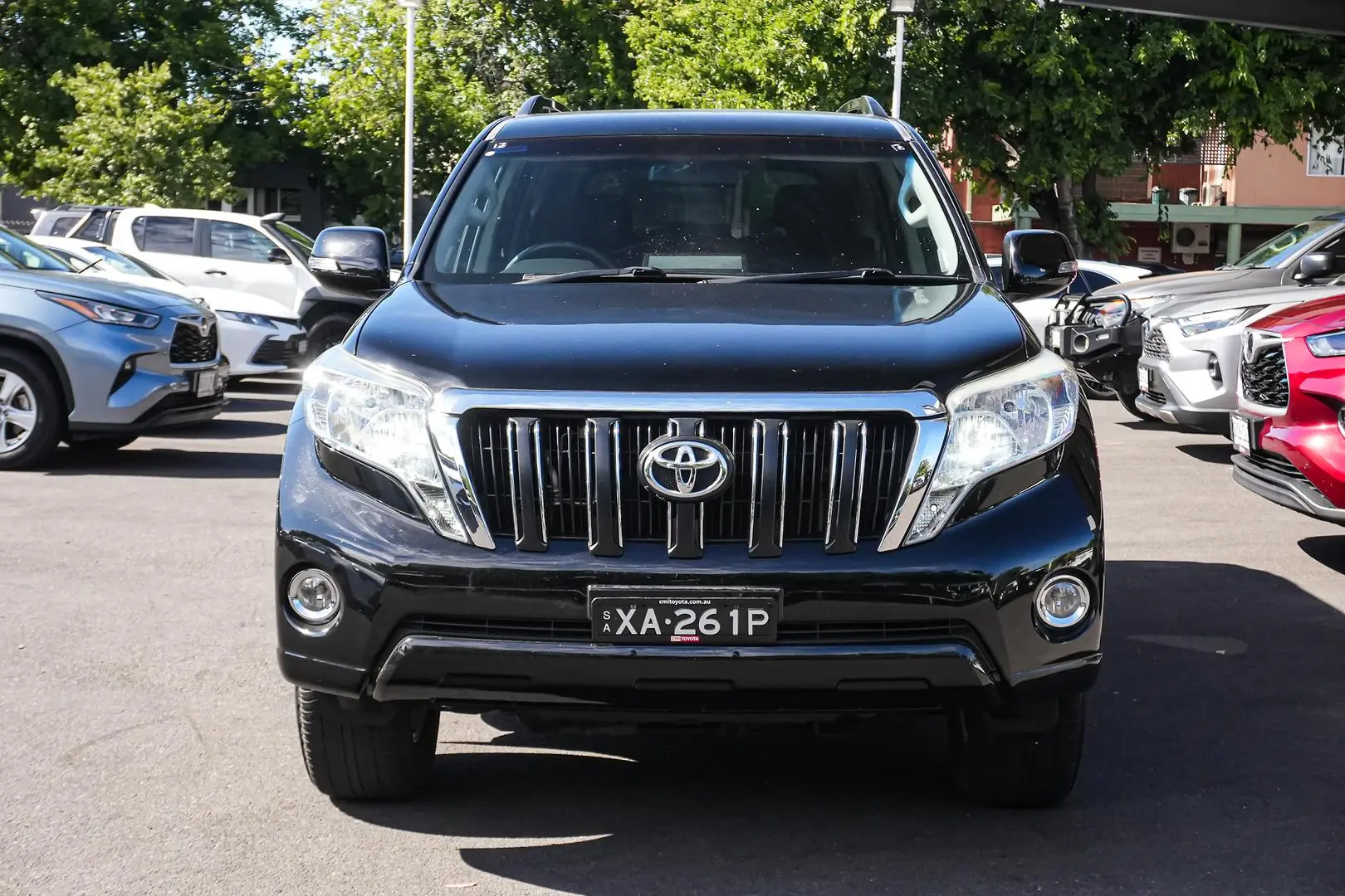2016 Toyota Landcruiser Prado Gallery Image 5