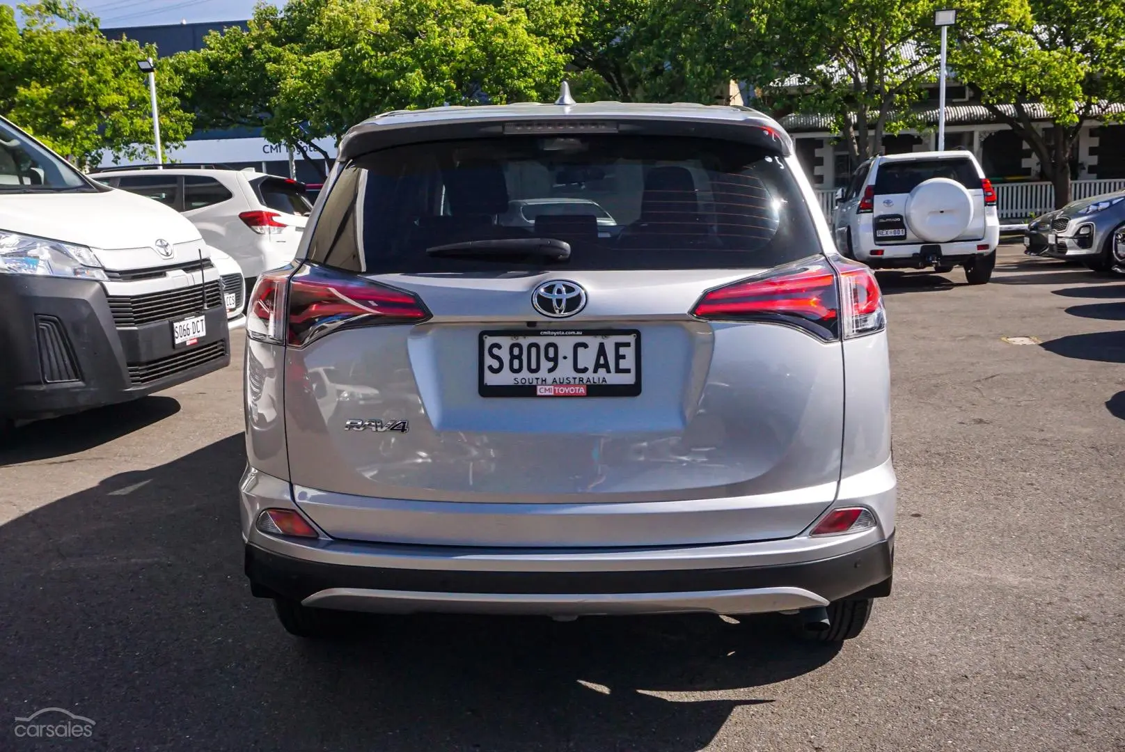 2018 Toyota RAV4 Image 6