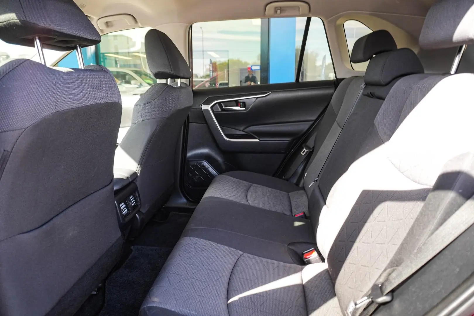 2023 Toyota RAV4 Gallery Image 8