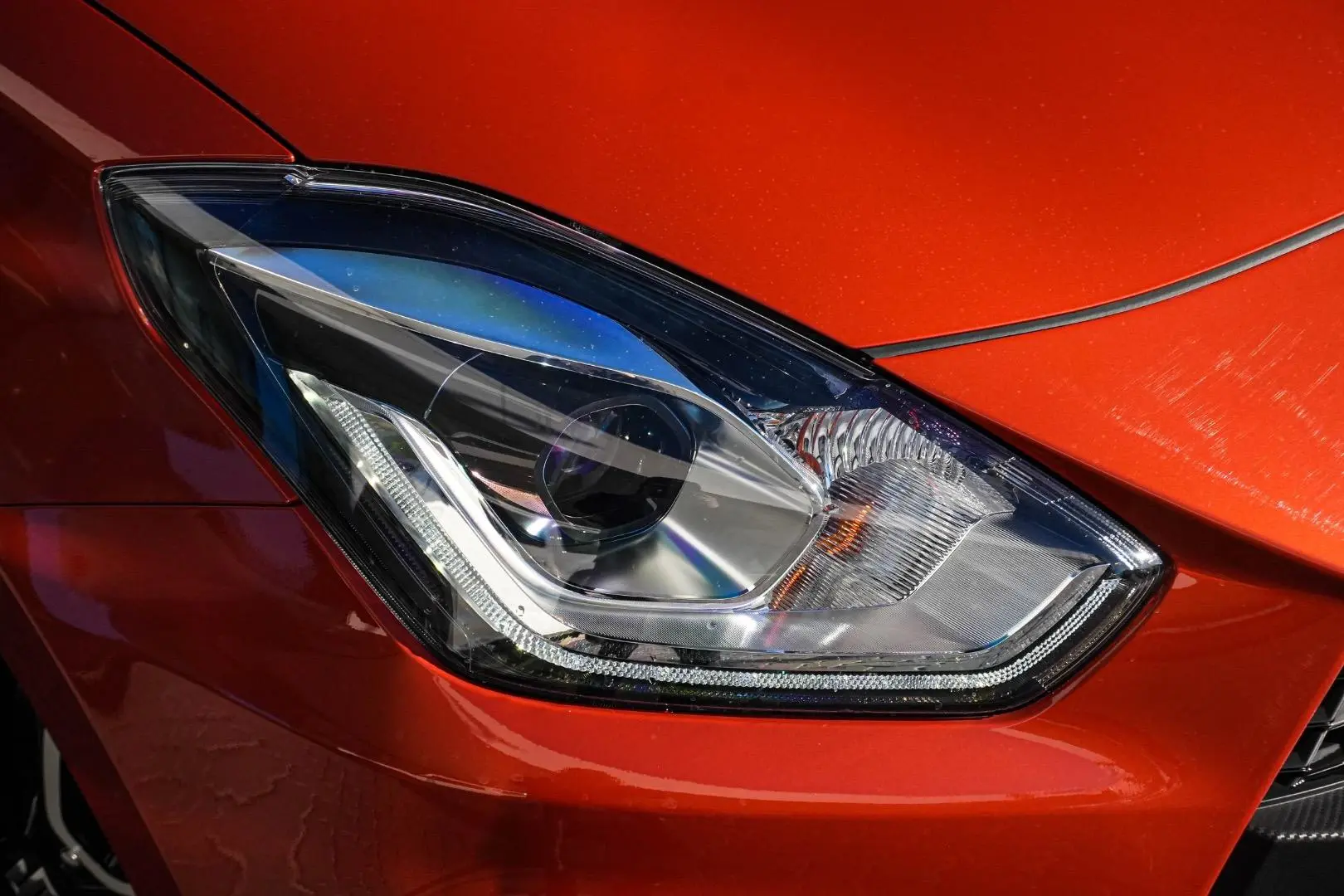 2024 Suzuki Swift Gallery Image 12