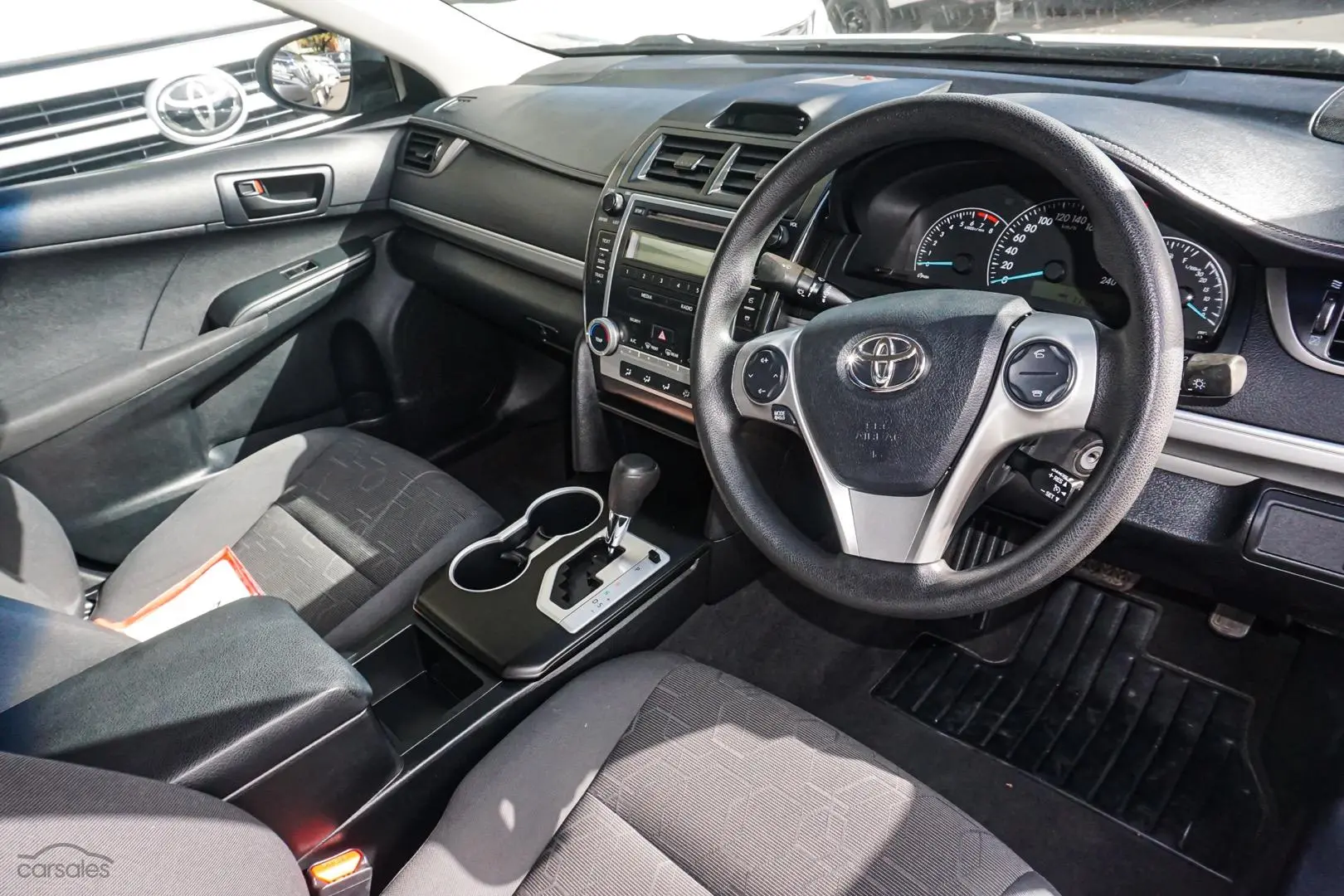 2013 Toyota Camry Image 7