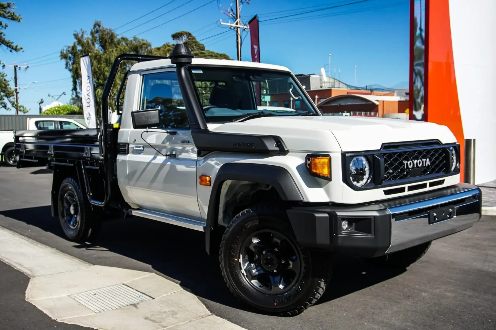 2024 Toyota Landcruiser Gallery Image 1