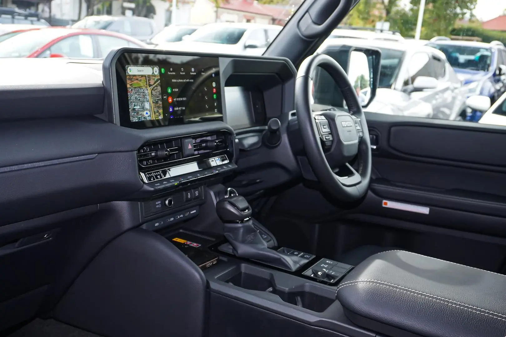 2025 Toyota Landcruiser Prado Gallery Image 10