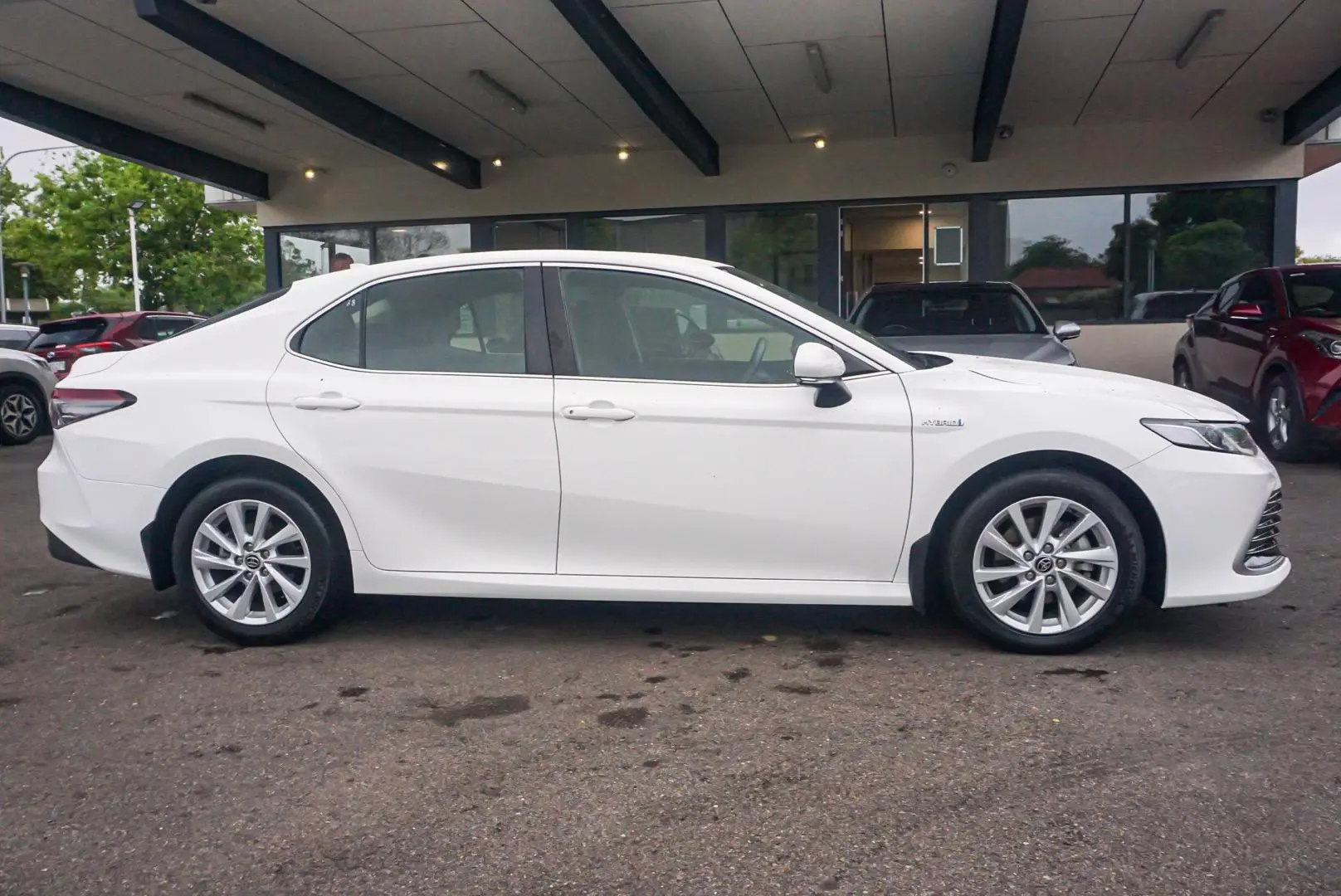 2021 Toyota Camry Image 3