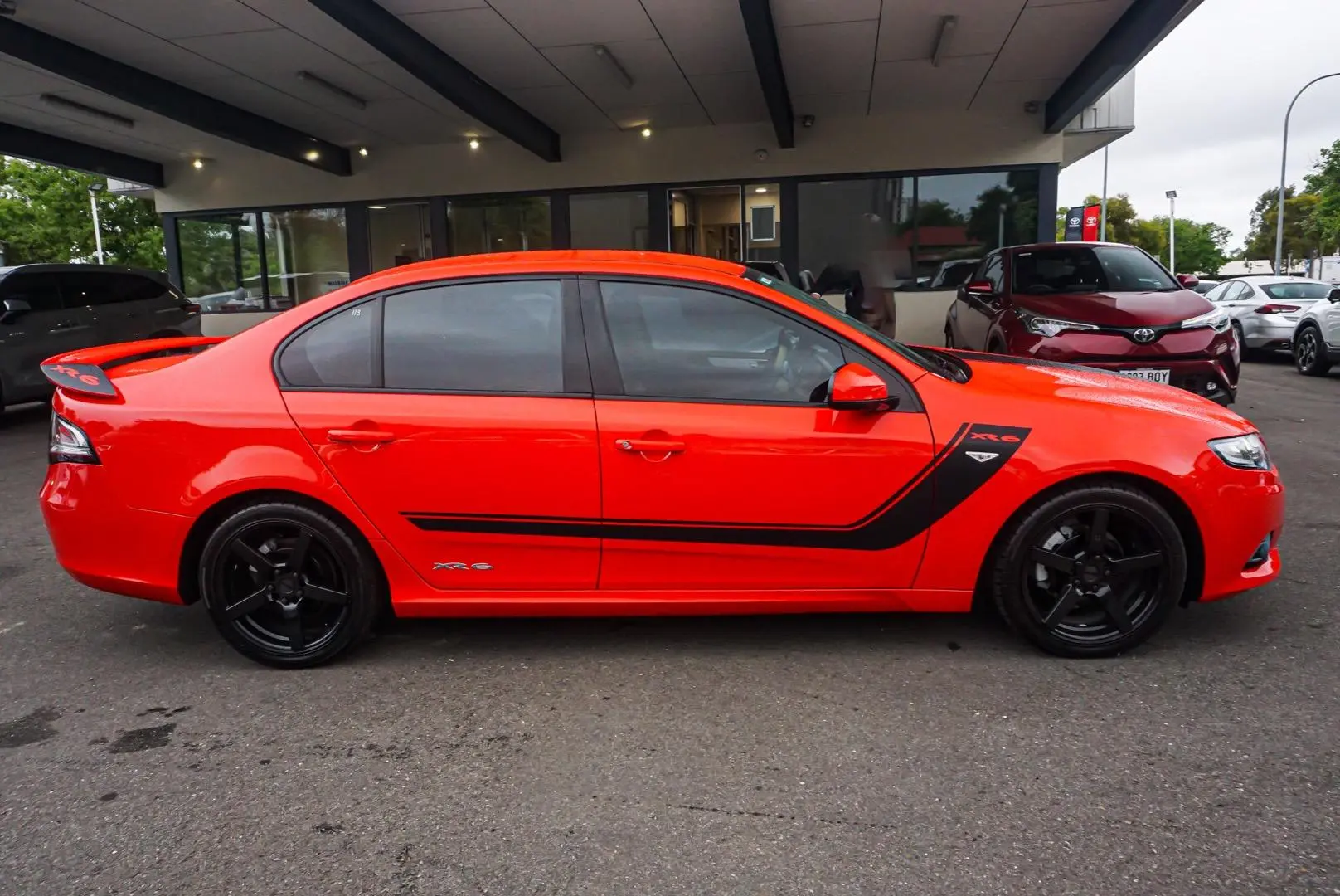 2014 Ford Falcon Image 3