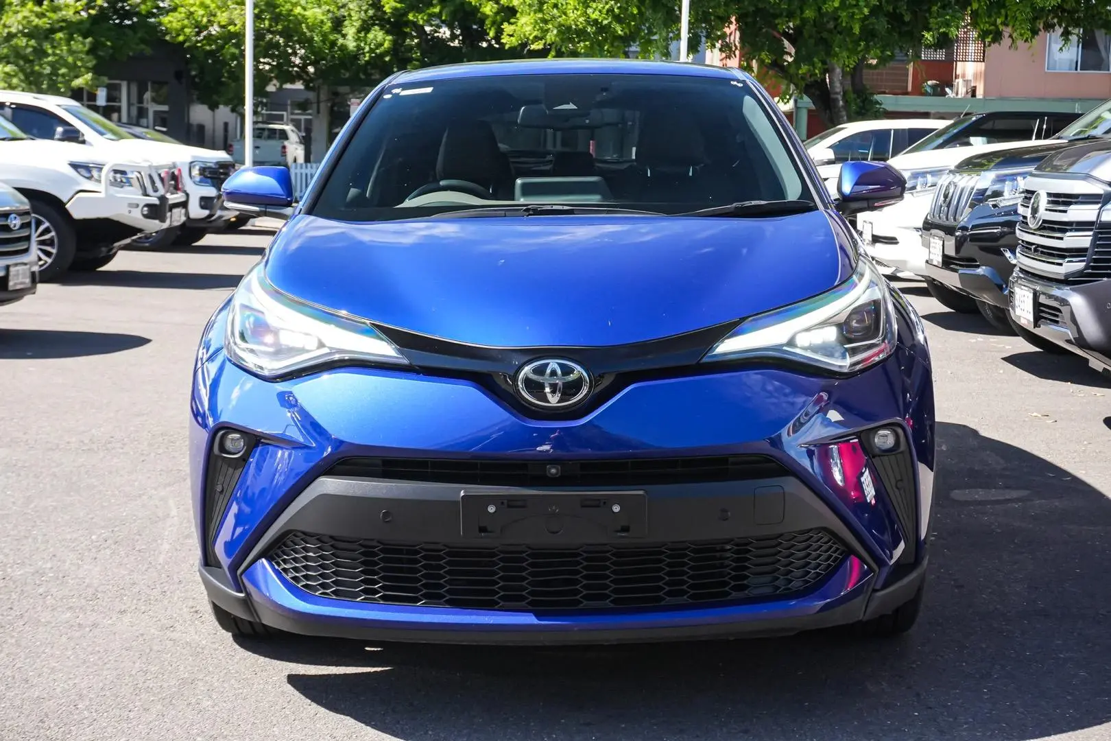 2023 Toyota C-HR Gallery Image 5