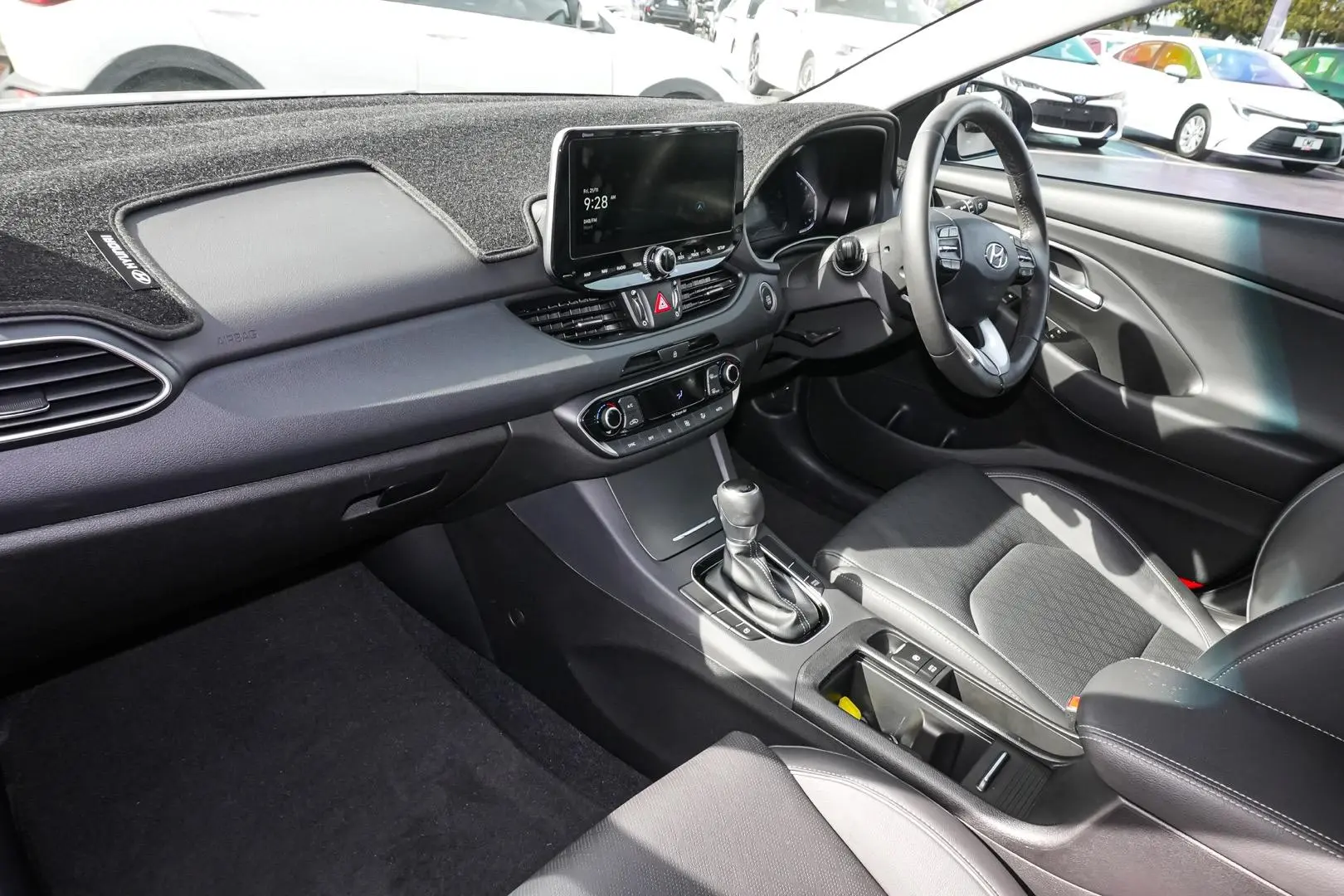 2022 Hyundai i30 Gallery Image 10