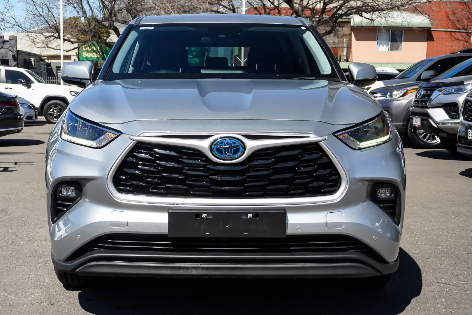 2023 Toyota Kluger Gallery Image 4