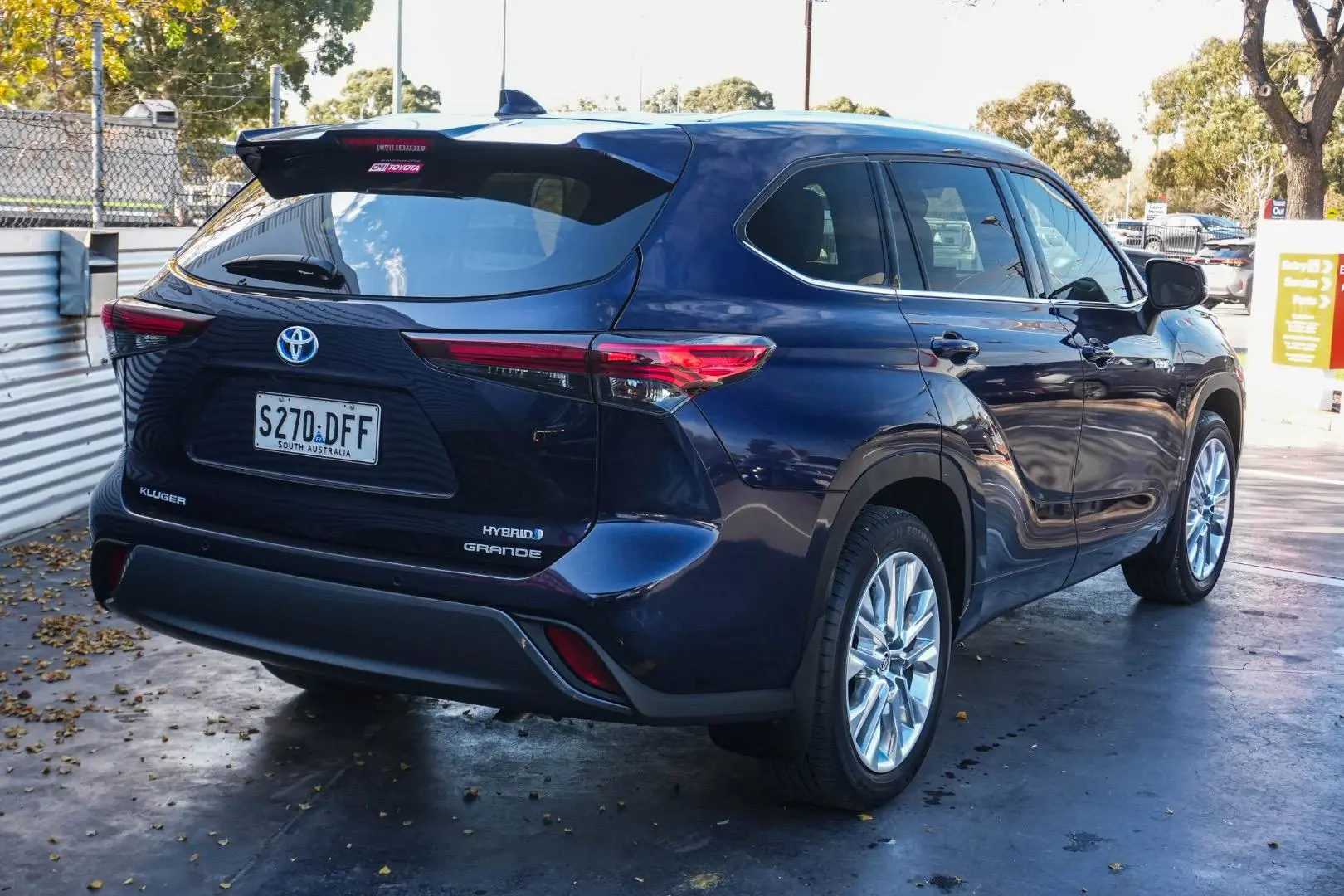 2024 Toyota Kluger Gallery Image 3