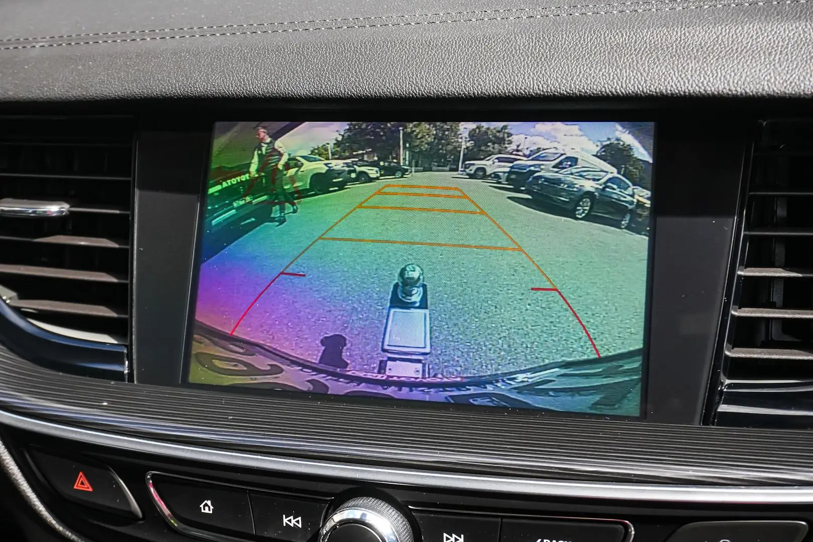 2018 Holden Calais Gallery Image 20