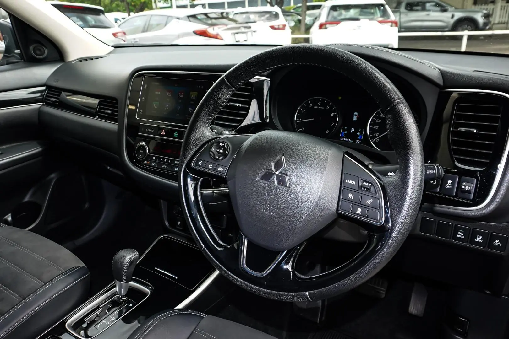 2018 Mitsubishi Outlander Gallery Image 7