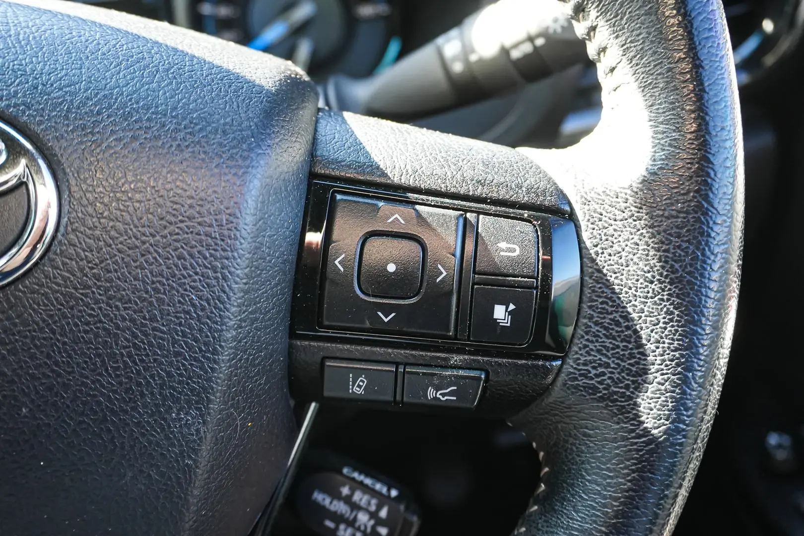 2023 Toyota Hilux Gallery Image 20