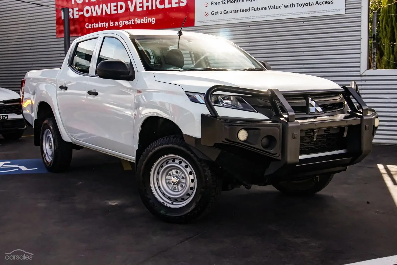 2019 Mitsubishi Triton Image 1