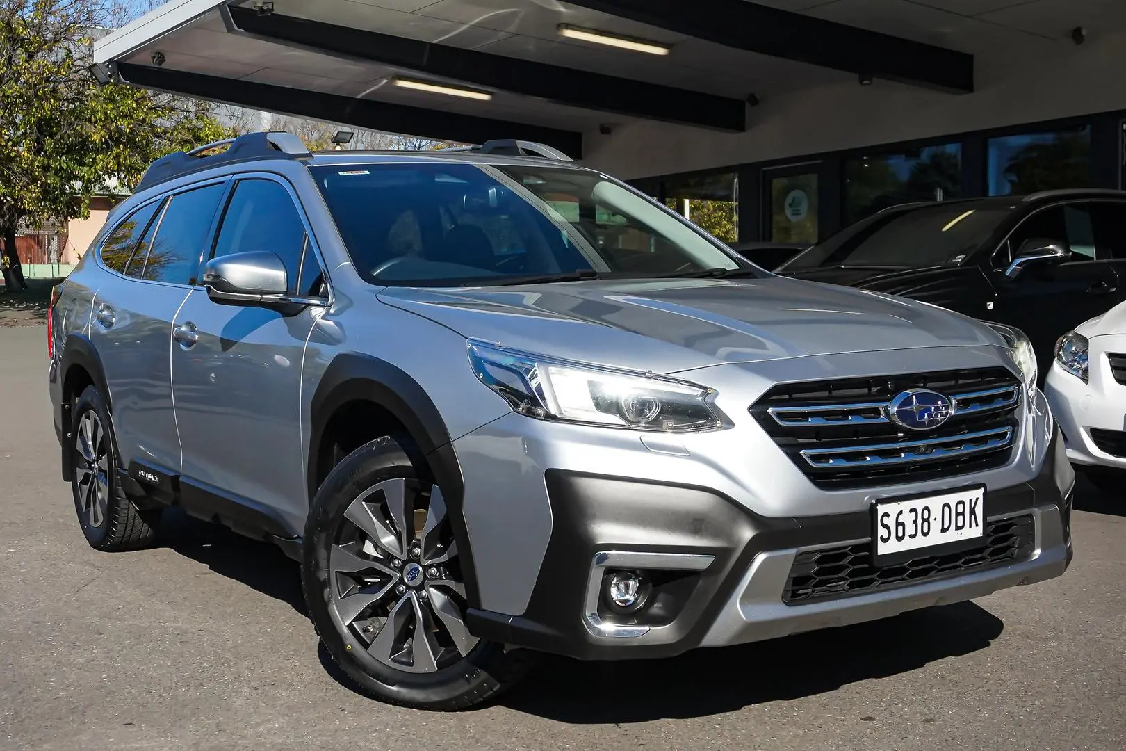 2022 Subaru Outback Gallery Image 2