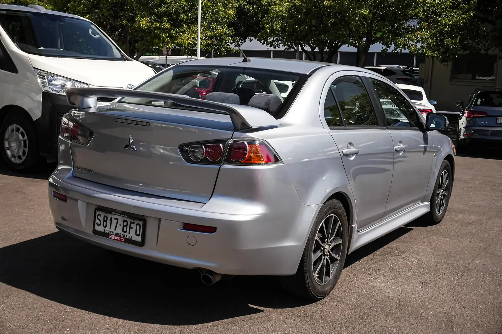 2014 Mitsubishi Lancer Gallery Image 3