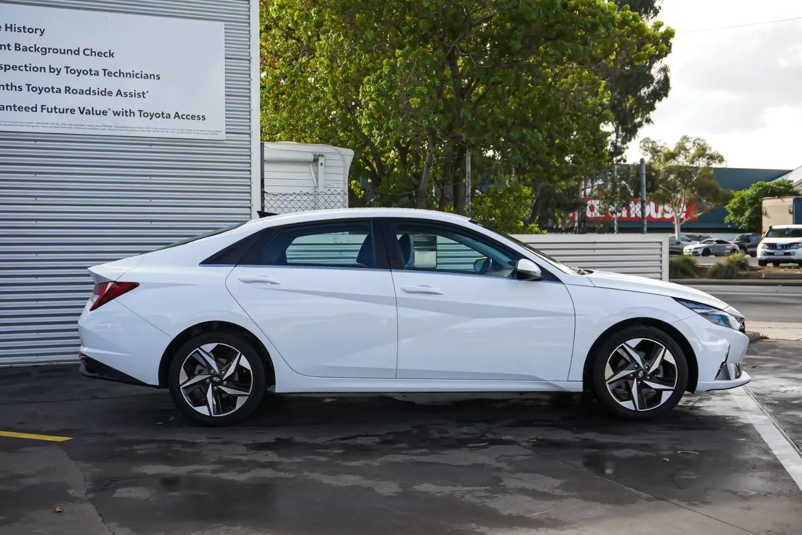 2022 Hyundai i30 Gallery Image 4