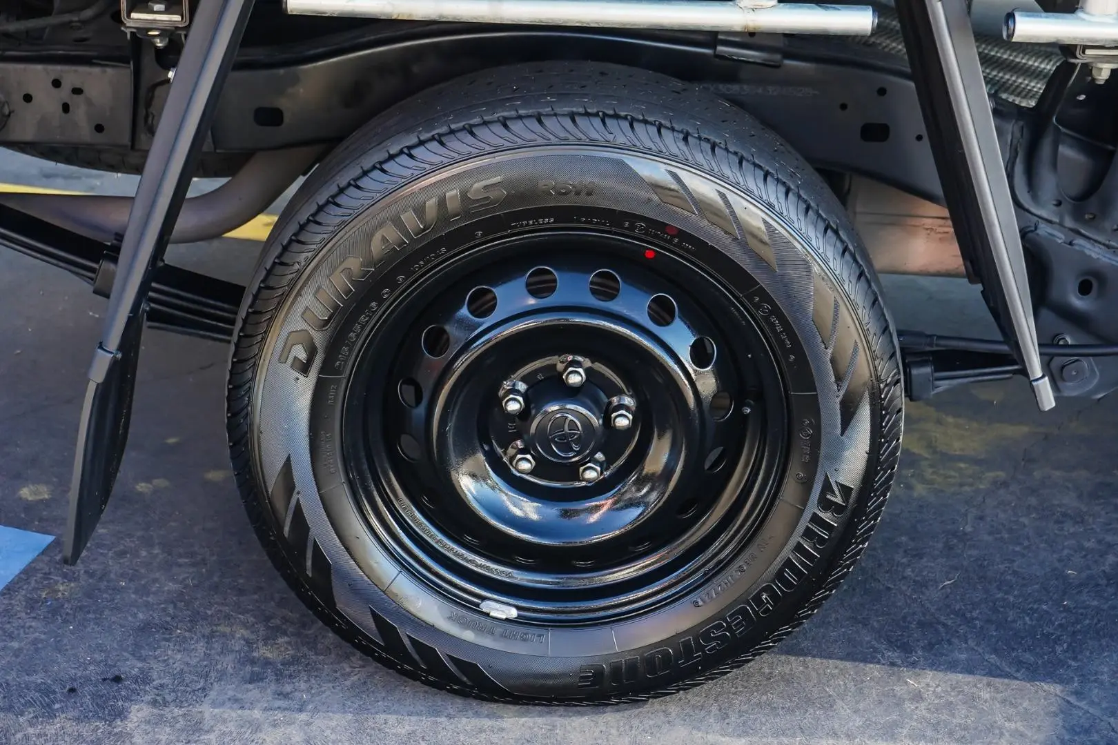 2021 Toyota Hilux Gallery Image 13