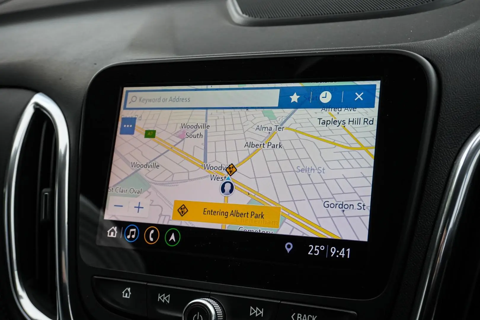 2019 Holden Equinox Gallery Image 24