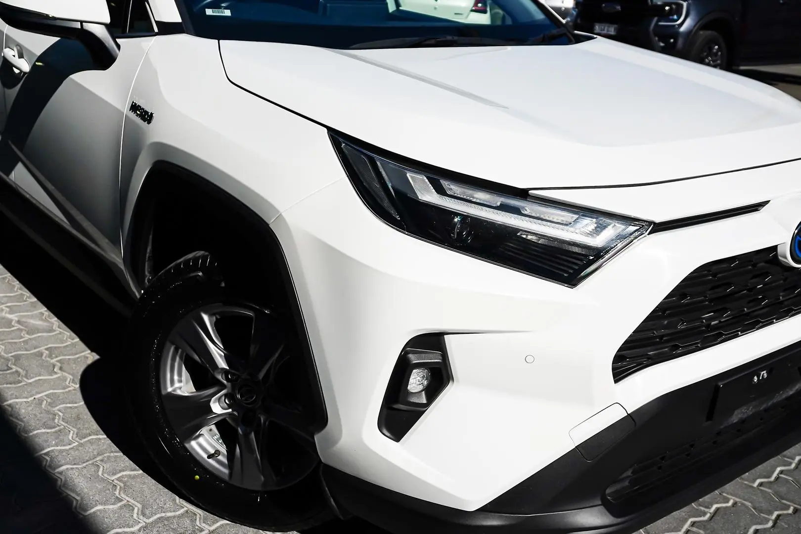 2024 Toyota RAV4 Gallery Image 12