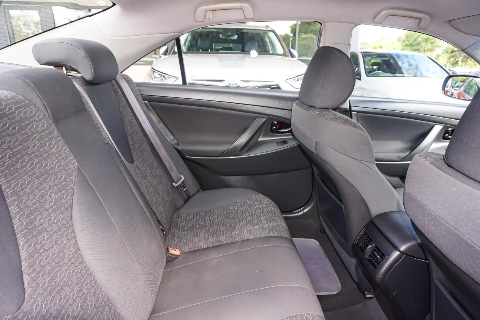 2009 Toyota Camry Gallery Image 7