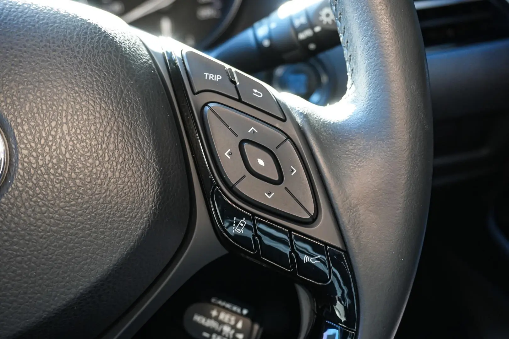 2021 Toyota C-HR Gallery Image 22