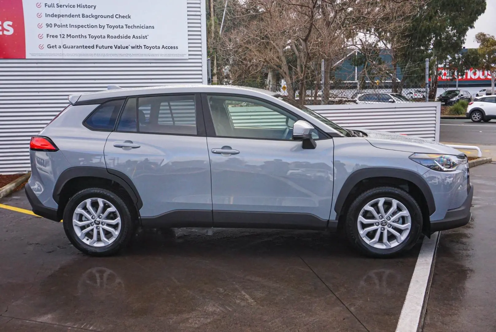 2023 Toyota Corolla Cross Gallery Image 4