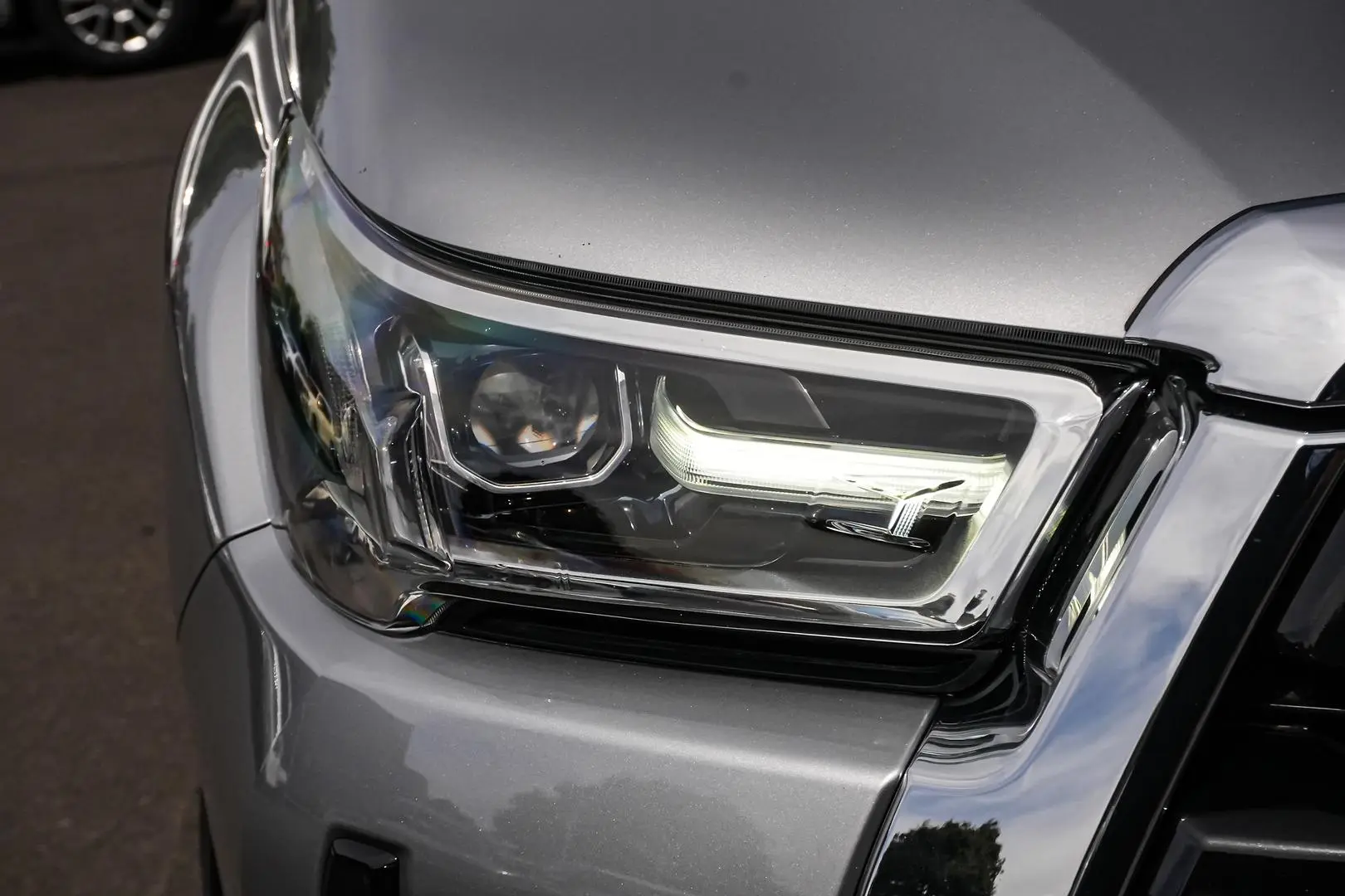 2022 Toyota Hilux Gallery Image 7