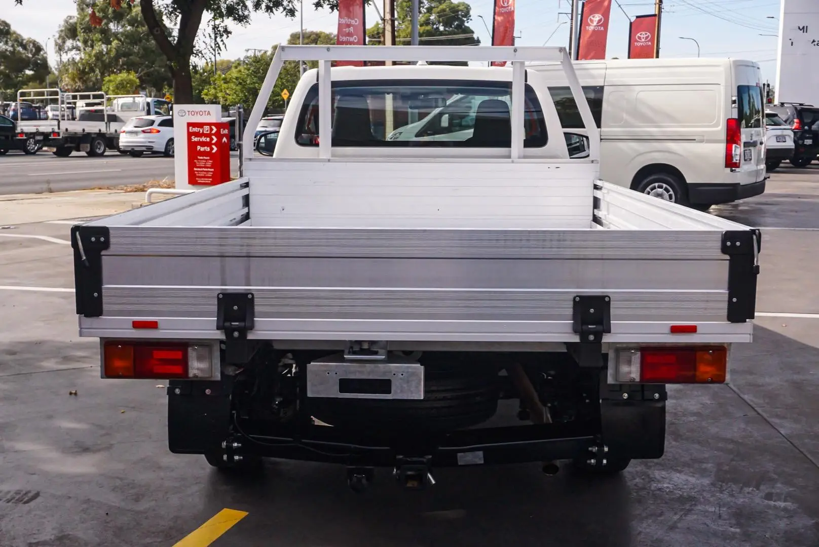 2022 Toyota Hilux Gallery Image 5