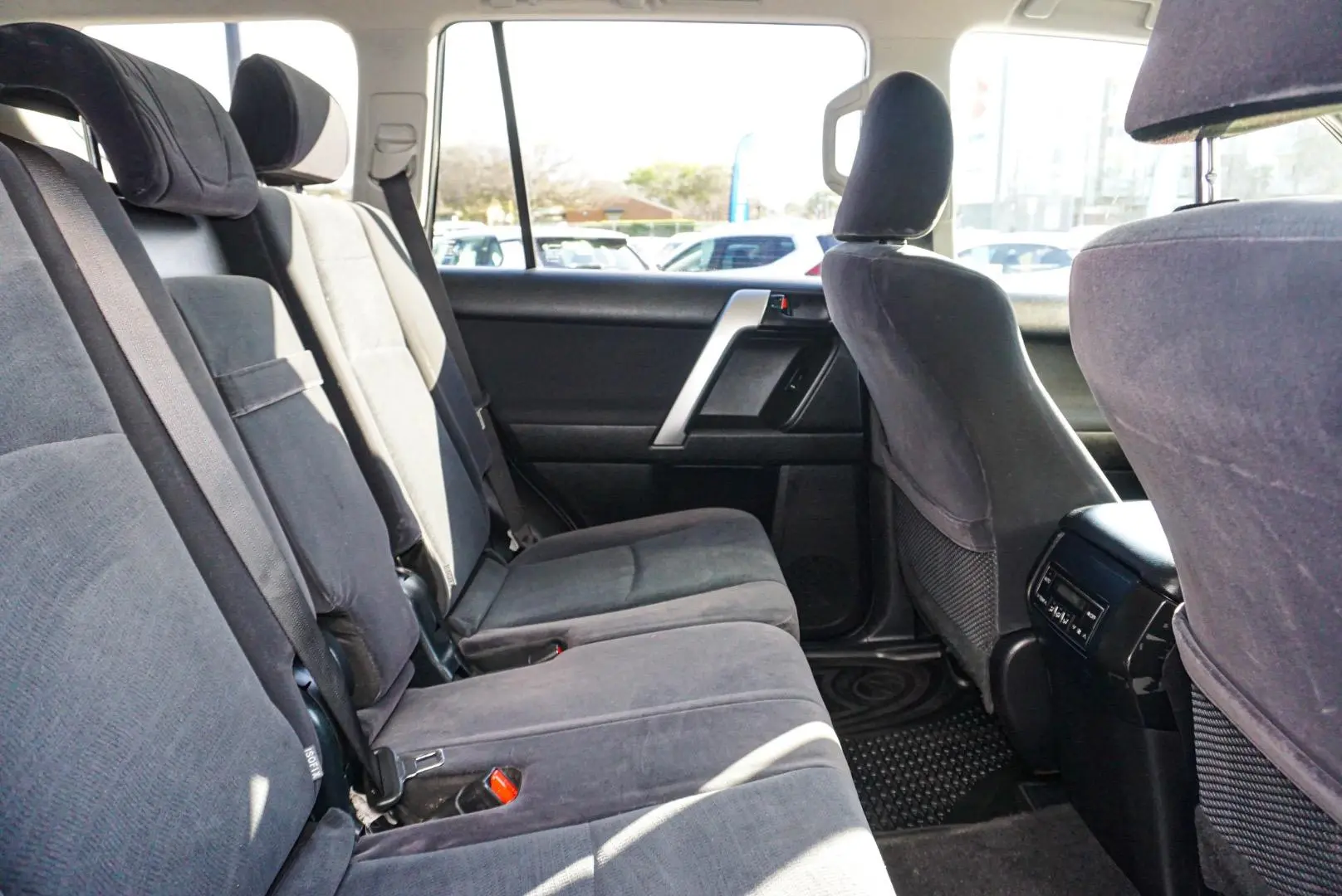 2019 Toyota Landcruiser Prado Gallery Image 9