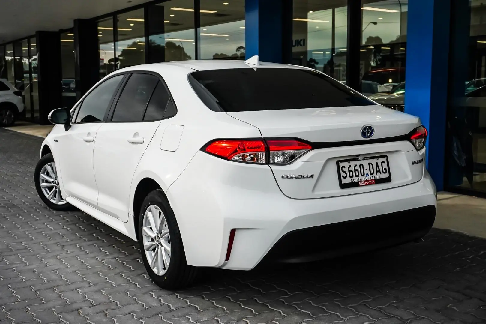 2023 Toyota Corolla Gallery Image 3