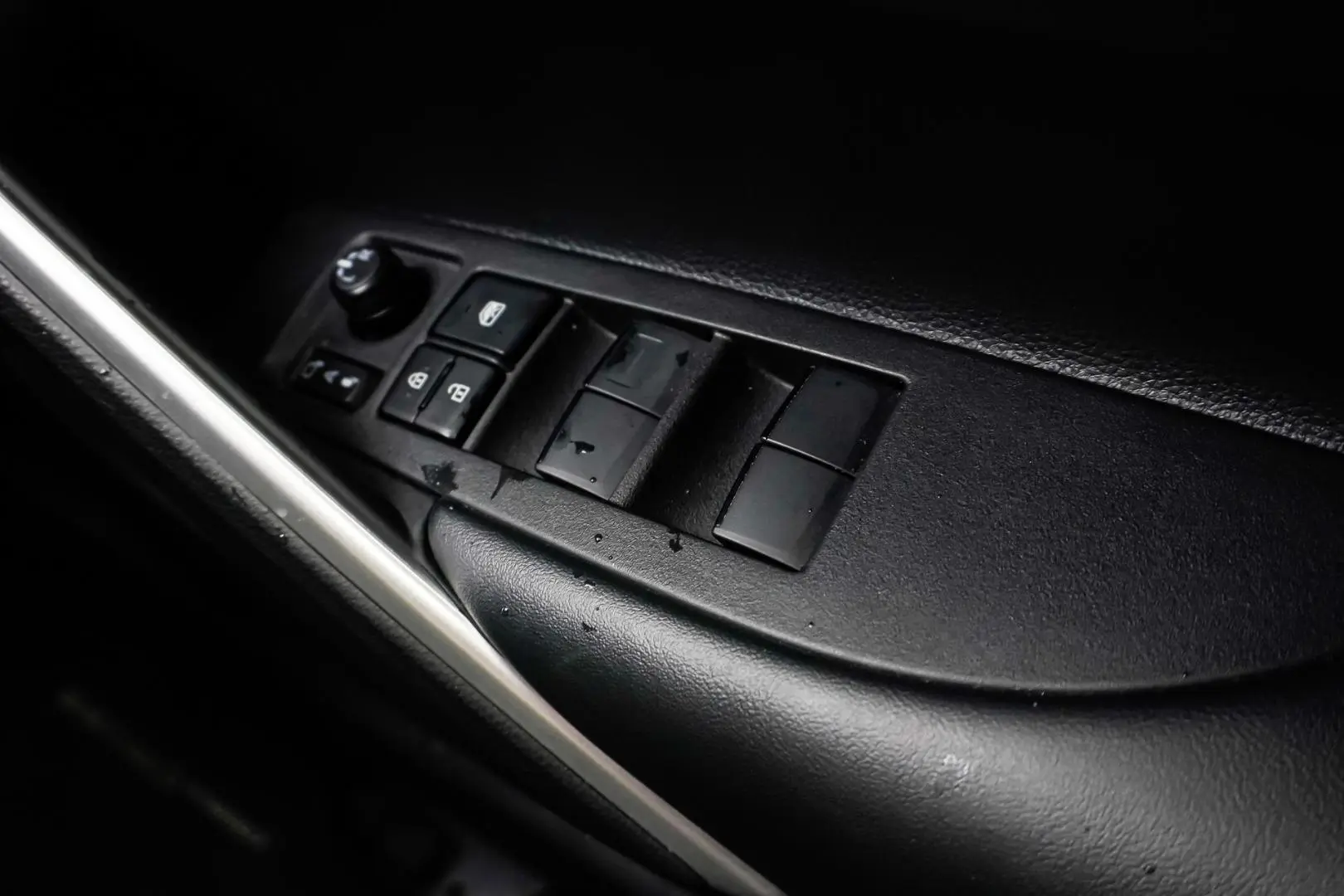 2025 Toyota Corolla Cross Gallery Image 21