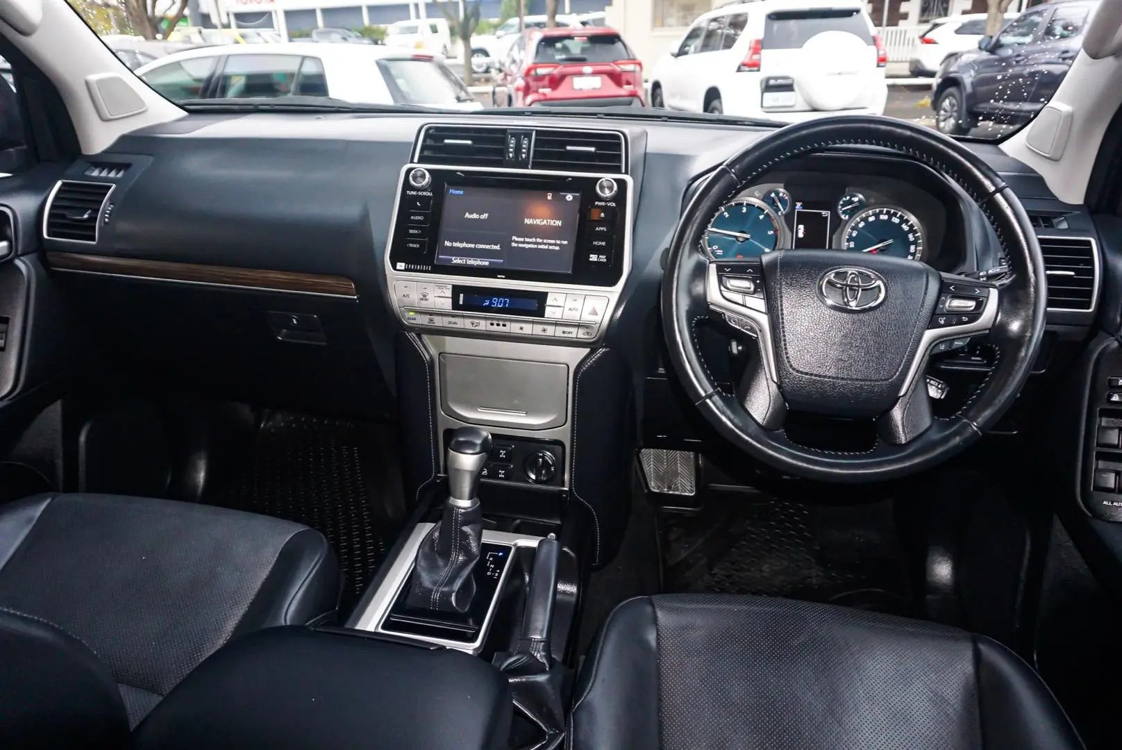 2020 Toyota Landcruiser Prado Gallery Image 8