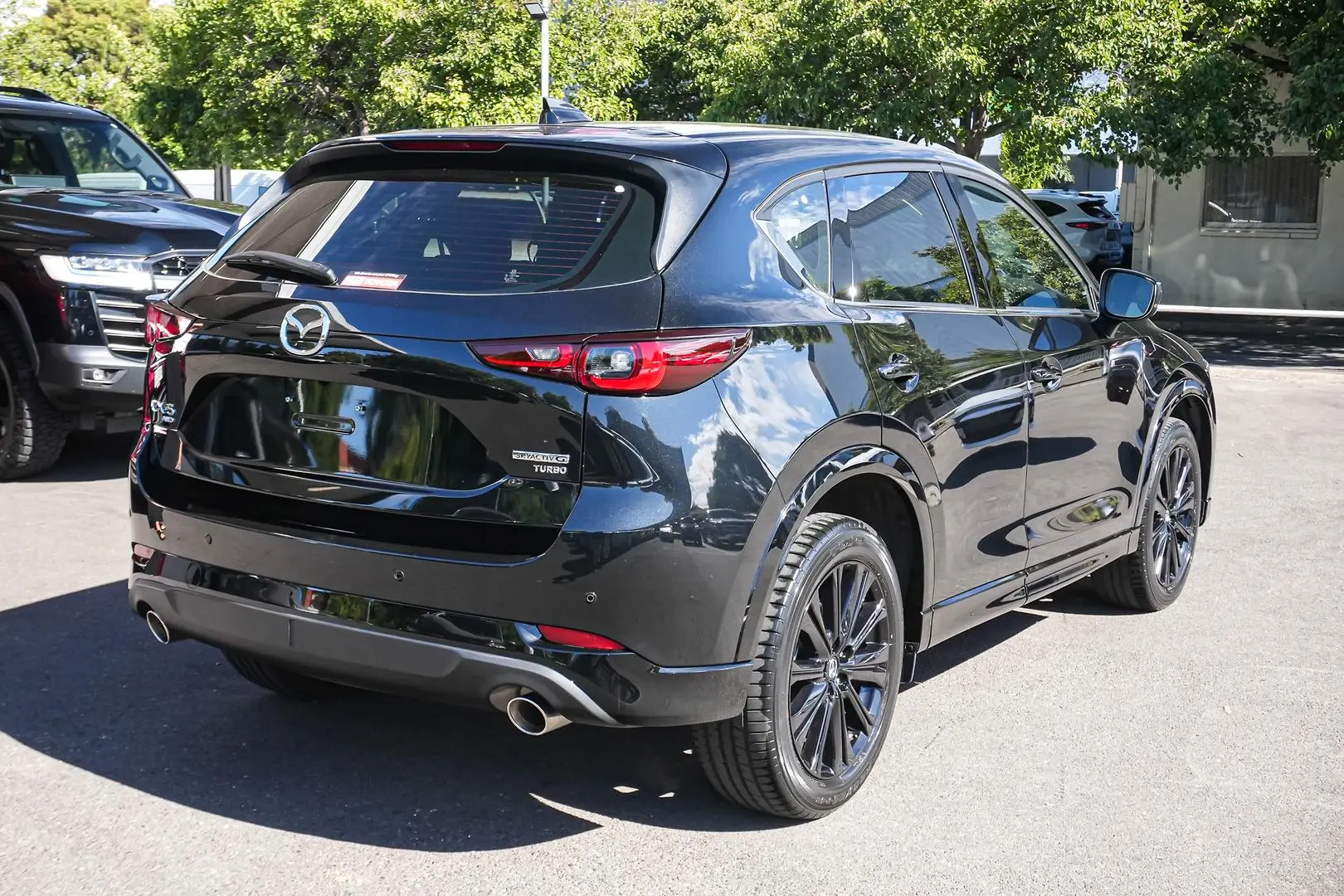 2024 Mazda CX-5 Gallery Image 3