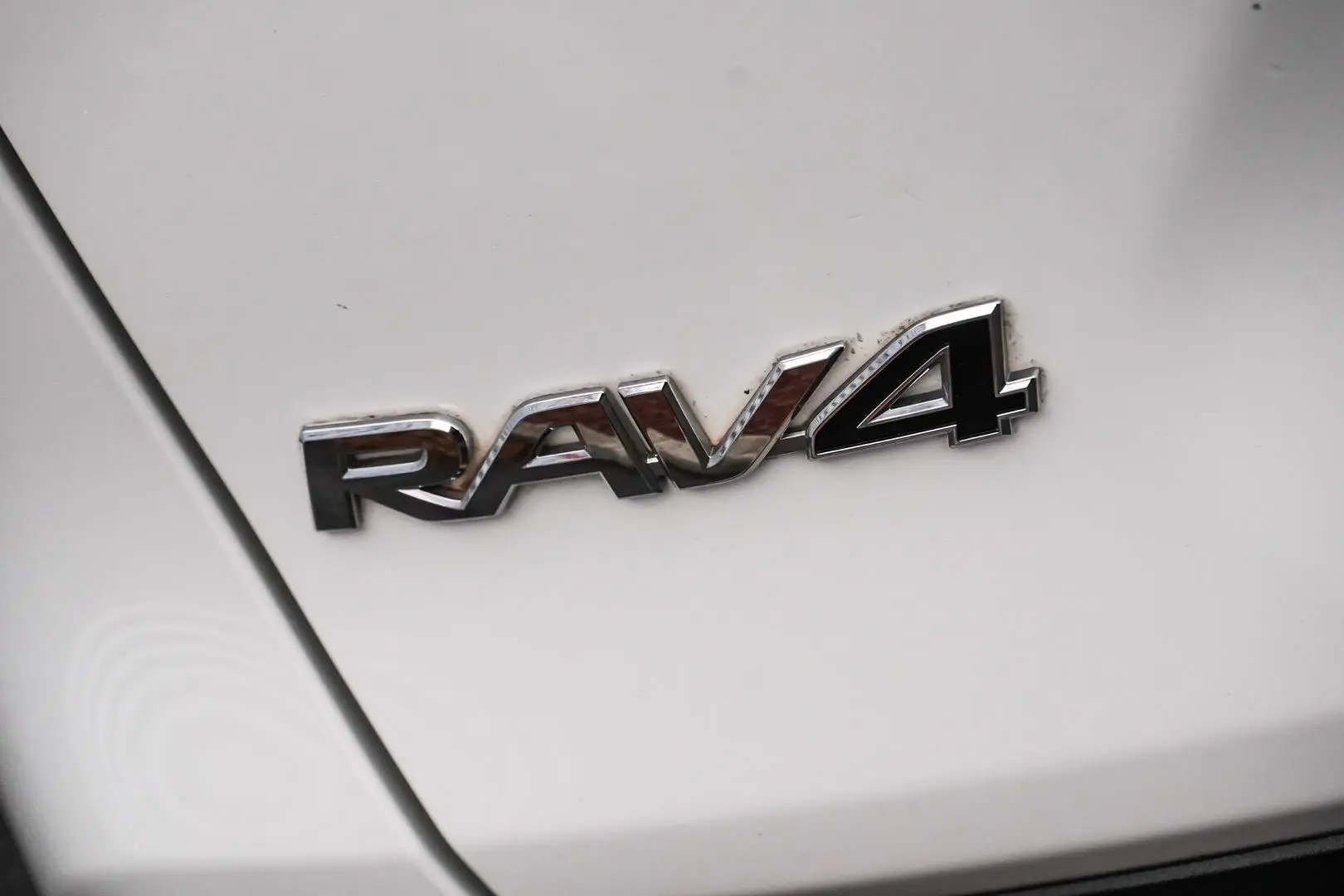 2022 Toyota RAV4 Gallery Image 16