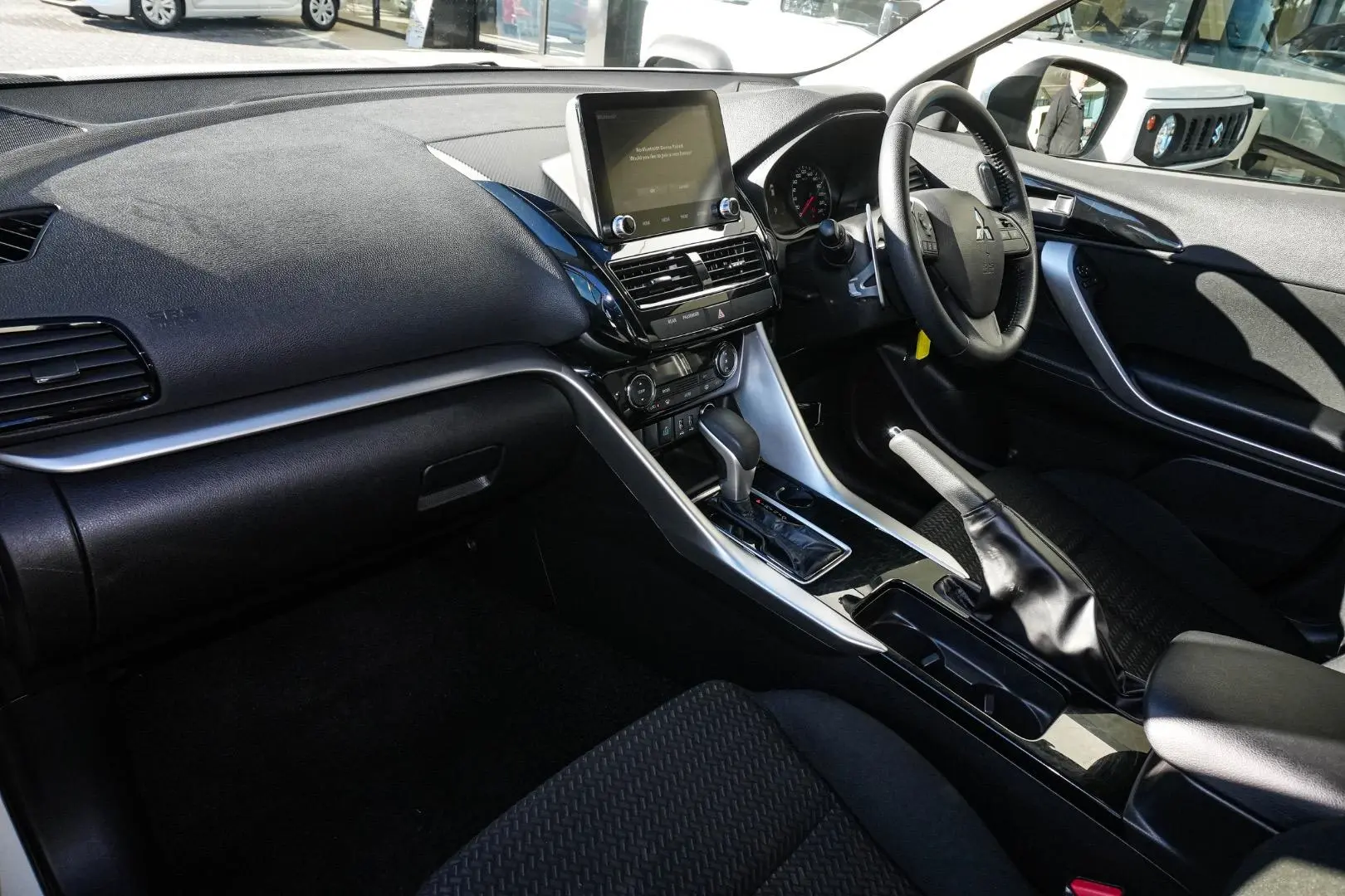 2022 Mitsubishi Eclipse Cross Gallery Image 10